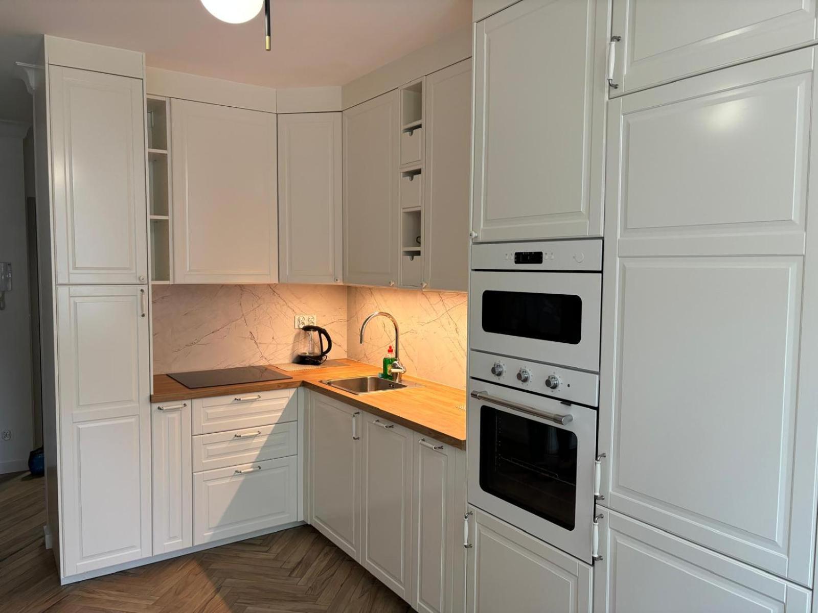Apartamenty W Centrum Bialegostoku Z Parkingiem W Garazu Podziemnym เบียวิสตอก ภายนอก รูปภาพ